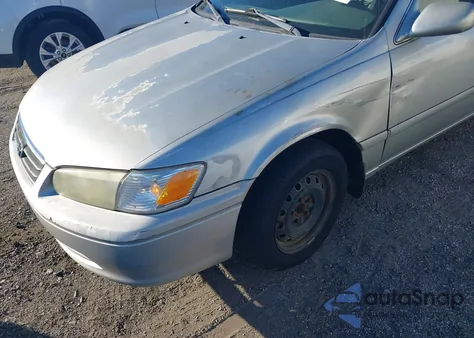 2001 Toyota Camry Ce from USA, damaged, VIN 4T1BG22K51U084143